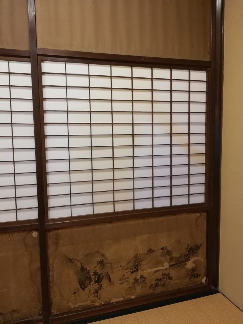 奈良町からくりおもちゃ館　茶室　障子の絵